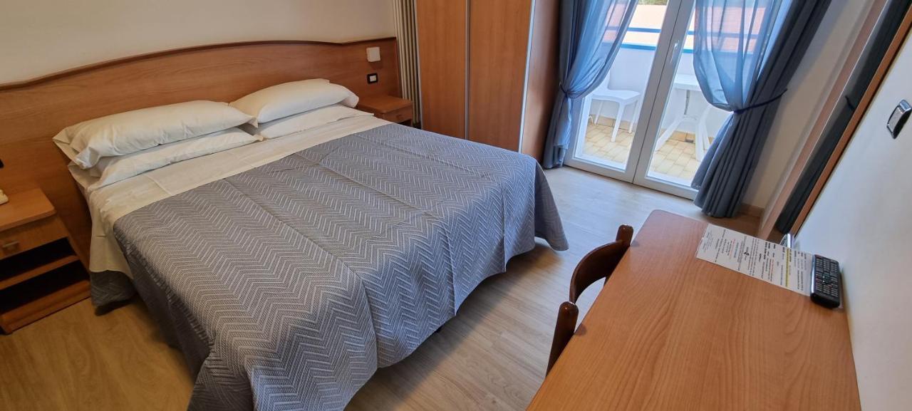 Hotel Mare Blu -- Boutique Pineto Exterior foto